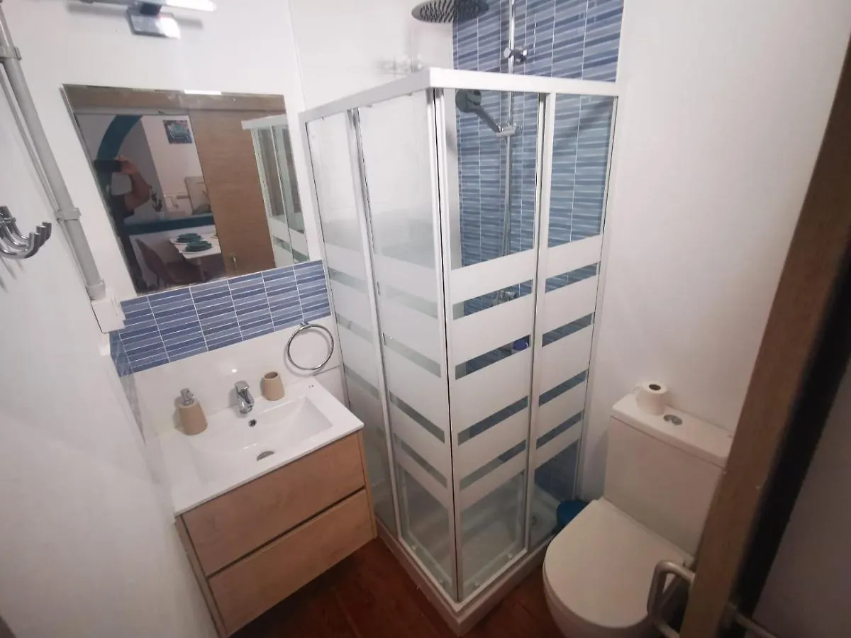 Atlantis Surf Hostel Moya  Espagne