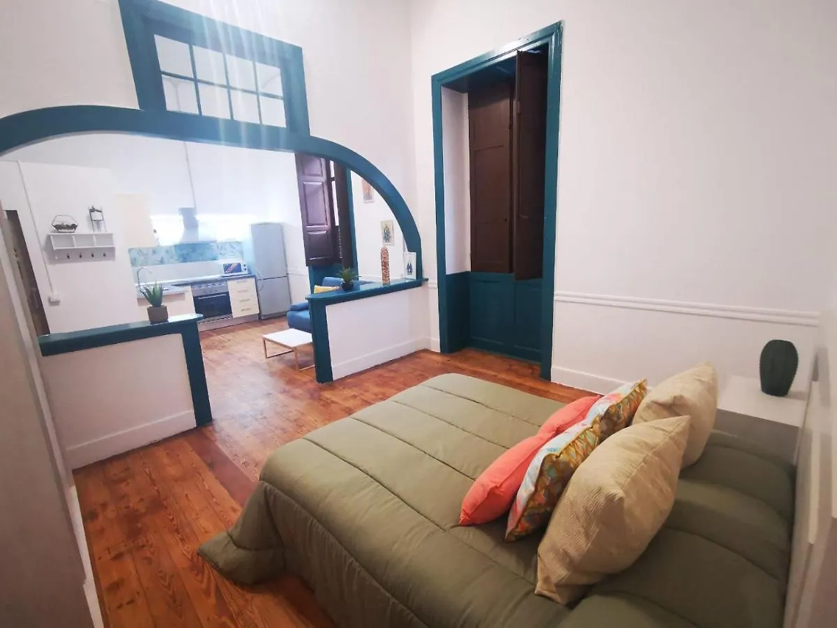 Atlantis Surf Hostel Moya